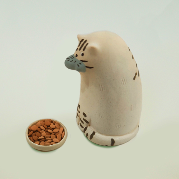 Essential Oil Diffuser | The Cat Eating Fish - Image 3